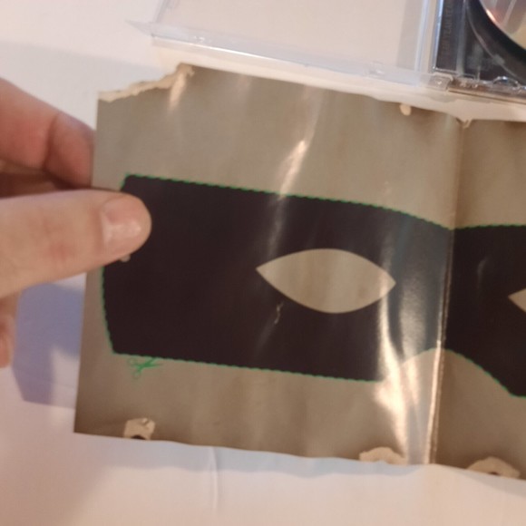 Yeah Yeah Yeahs "Is Is" EP CD - Cover Issues, CD Perfect - Fast Shipping - Picture 7 of 10